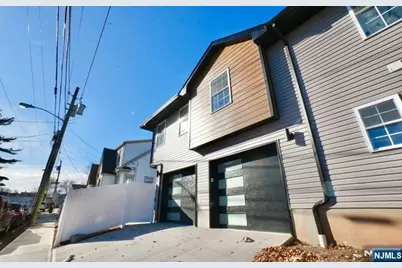 236-238 Keer Avenue, Newark, NJ 07112 - Photo 2