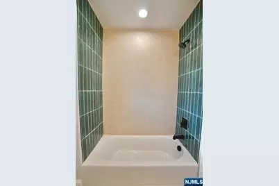 236-238 Keer Avenue, Newark, NJ 07112 - Photo 26