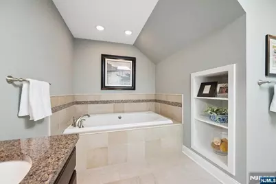 7 Robin Court, Chester, NJ 07930 - Photo 26