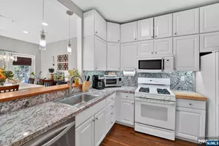 215 Barringer Dr 2088, Nutley, NJ 07110 - Photo 4