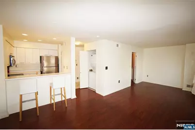 203 Nelson Court O203 #O203, Edgewater, NJ 07020 - Photo 2