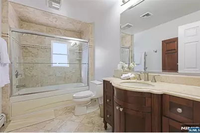 949 Oradell Avenue, Oradell, NJ 07649 - Photo 16