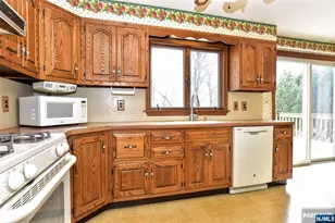 16 Wilson Terrace, Waldwick, NJ 07463 - Photo 6