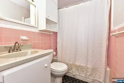 16 Wilson Terrace, Waldwick, NJ 07463 - Photo 10