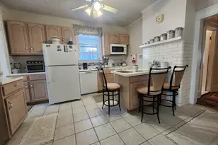 31 Union Pl, North Arlington, NJ 07031 - Photo 2