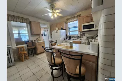 31 Union Place, North Arlington, NJ 07031 - Photo 4