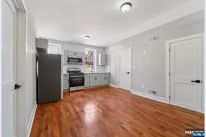 216 Corabelle Avenue, Lodi, NJ 07644 - Photo 2