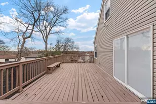 755 Oak St, Ridgefield, NJ 07657 - Photo 16