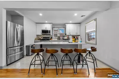 755 Oak Street, Ridgefield, NJ 07657 - Photo 6