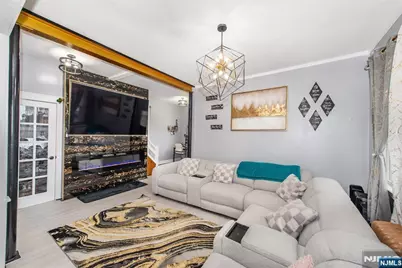 63 Mission Street, Montclair, NJ 07042 - Photo 8