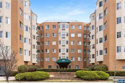 290 Anderson Street 2A #2A, Hackensack, NJ 07601 - Photo 1