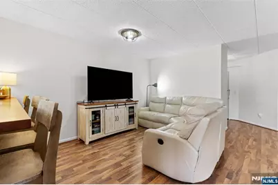 290 Anderson Street 2A #2A, Hackensack, NJ 07601 - Photo 6