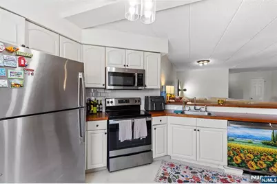 290 Anderson Street 2A #2A, Hackensack, NJ 07601 - Photo 4