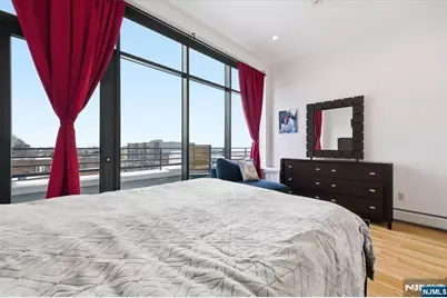 142 Charles Street 403 #403, Jersey City, NJ 07307 - Photo 12