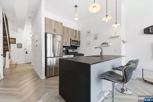 142 Charles Street 403, Jersey City, NJ 07307 - Photo 6