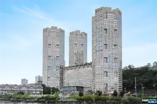 7004 Blvd East 25A, Guttenberg, NJ 07093 - Photo 1