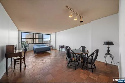 7004 Boulevard East 25A #25A, Guttenberg, NJ 07093 - Photo 12