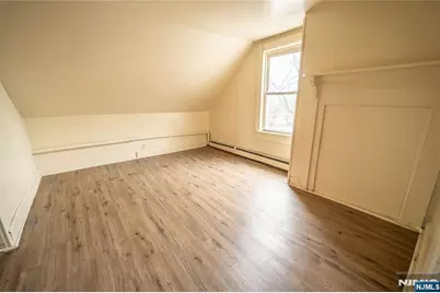 580 Hunterdon Street, Newark, NJ 07108 - Photo 16