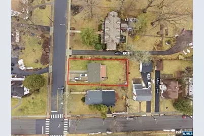 674 Berkeley Avenue, Orange, NJ 07050 - Photo 4