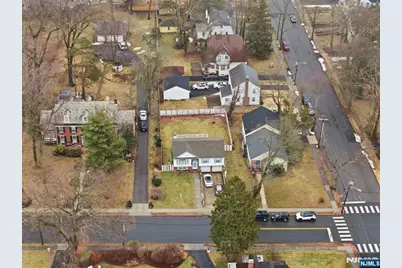 674 Berkeley Avenue, Orange, NJ 07050 - Photo 8