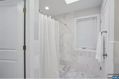 10 Glen Street, Cliffside Park, NJ 07010 - Photo 26