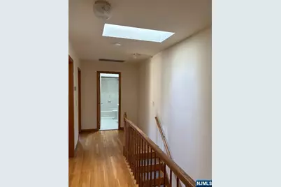 2417 Camner Street B #B, Fort Lee, NJ 07024 - Photo 8