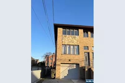 2417 Camner Street B #B, Fort Lee, NJ 07024 - Photo 2