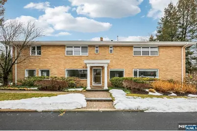 631 E Palisade Avenue, Englewood Cliffs, NJ 07632 - Photo 1