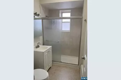 382-386 Highland Avenue 201 #201, Kearny, NJ 07032 - Photo 2