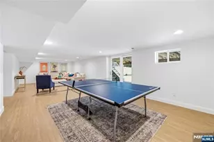 16 Stephen St, Montclair, NJ 07042 - Photo 38