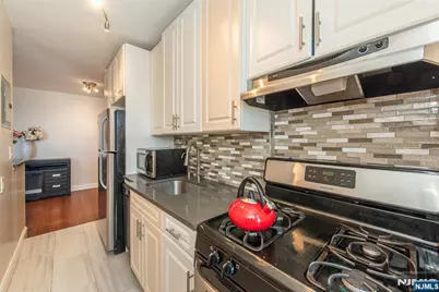 8700 Boulevard East 3D #3D, North Bergen, NJ 07047 - Photo 14