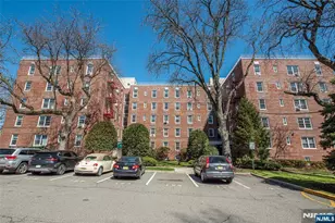 8700 Blvd East 3D, North Bergen, NJ 07047 - Photo 1