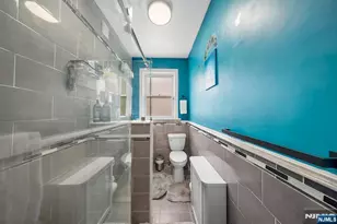 409 Hamilton St, Harrison, NJ 07029 - Photo 16