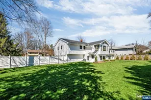 408 Chelsea St, Paramus, NJ 07652 - Photo 48