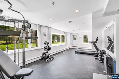 408 Chelsea Street, Paramus, NJ 07652 - Photo 40