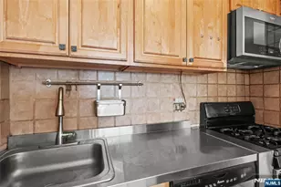 7004 Kennedy Blvd 31G, Guttenberg, NJ 07093 - Photo 8