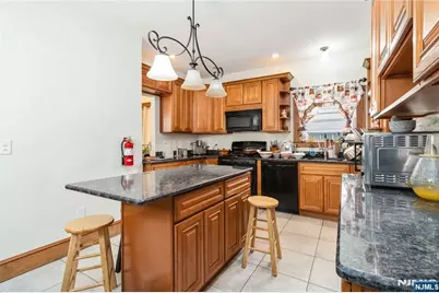 421 Central Avenue, Harrison, NJ 07029 - Photo 12