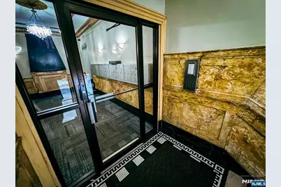 303 Hamilton Avenue Bas 1 #Bas 1, Hackensack, NJ 07601 - Photo 2