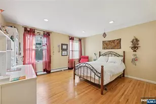 45 Hickory Ln, Closter, NJ 07624 - Photo 14