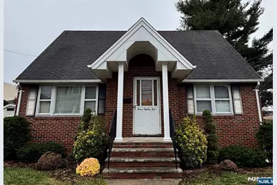 384 Madeline Avenue, Garfield, NJ 07026 - Photo 4