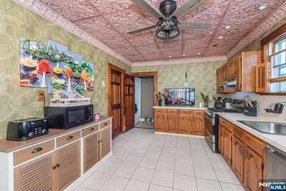 930 Ramapo Avenue, Pompton Lakes, NJ 07442 - Photo 12