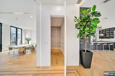 11 Roberts Road, Englewood Cliffs, NJ 07632 - Photo 8