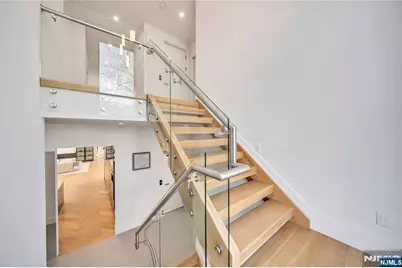 11 Roberts Road, Englewood Cliffs, NJ 07632 - Photo 34