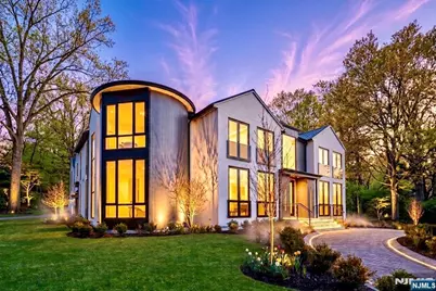 11 Roberts Road, Englewood Cliffs, NJ 07632 - Photo 2