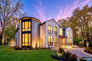 11 Roberts Rd, Englewood Cliffs, NJ 07632 - Photo 2