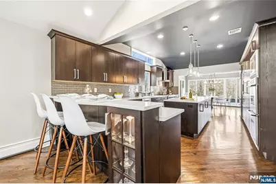 19 Ivy Place, Upper Saddle River, NJ 07458 - Photo 14