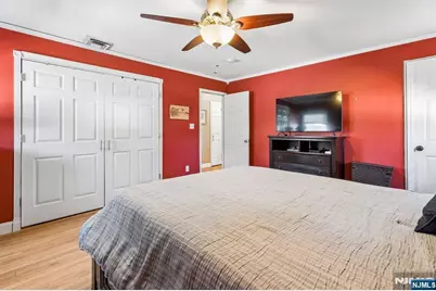 36 Williamsburg Drive, Roseland, NJ 07068 - Photo 14