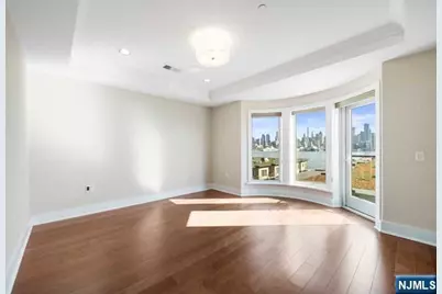 100 Eton Row 604 #604, Weehawken, NJ 07086 - Photo 10