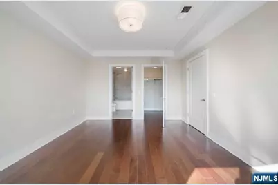 100 Eton Row 604 #604, Weehawken, NJ 07086 - Photo 16