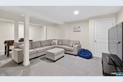 269 Adams Avenue, River Edge, NJ 07661 - Photo 22
